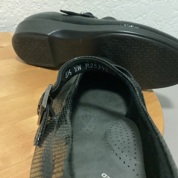 SAS San Antonio Shoemaker Black Snake Embossed Mary Jane Comfort Shoes Women 6.5 - Picture 14 of 16